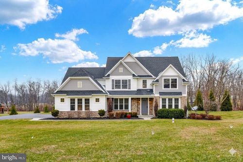 7186 Sterling Rd, HARRISBURG, PA, 17112-8900 | Card Image