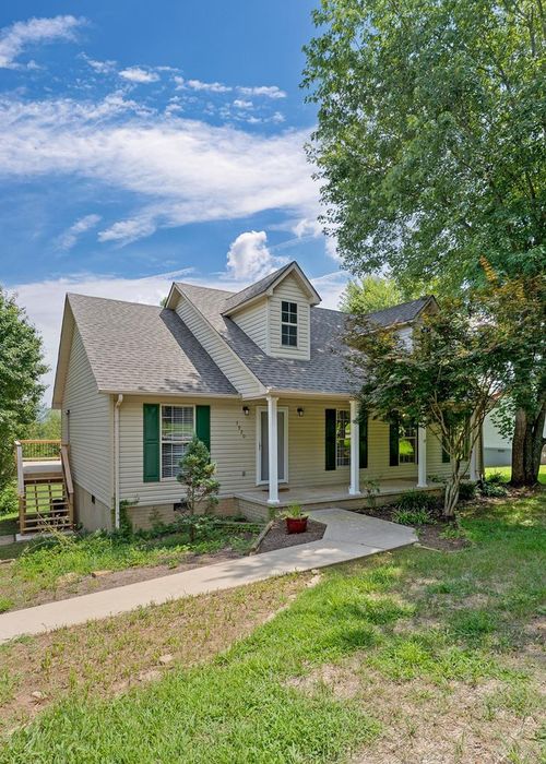 3920 Monterey Hwy, Sparta, TN, 38583-2748 | Card Image