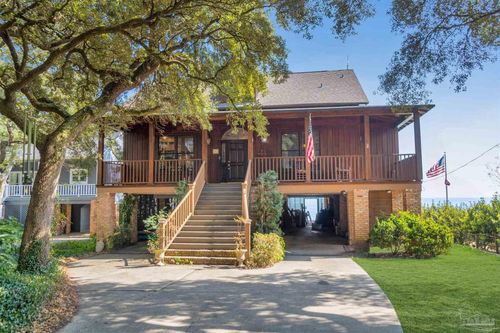 209 Bayshore Dr, Pensacola, FL, 32507-3514 | Card Image