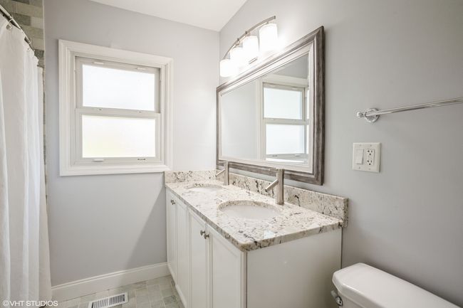 300 Wingate Dr, House other with 3 bedrooms, 2 bathrooms and 1 parking in Schaumburg IL | Image 15