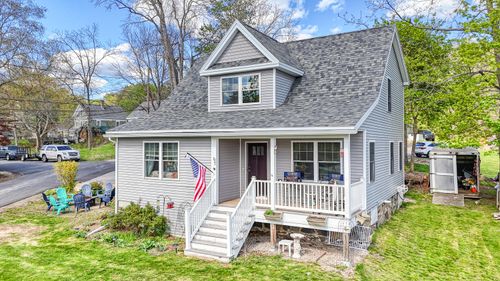 67 Whipple Rd, Kittery, ME, 03904-1352 | Card Image
