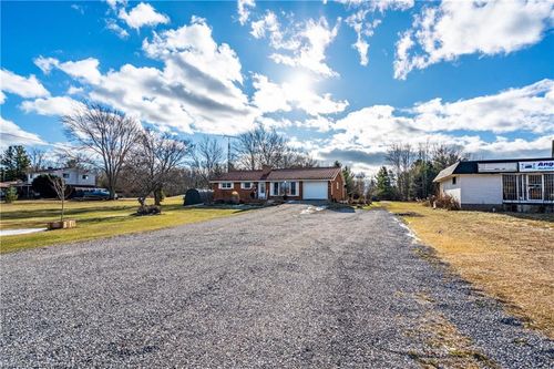 31876 Highway 3, Wainfleet, ON, L0S1V0 | Card Image