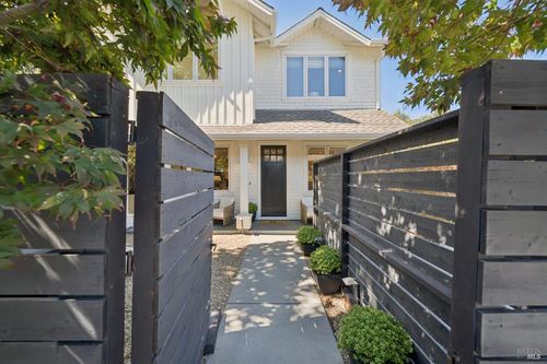 7 Locust Avenue, Larkspur, CA, 94939 | Card Image