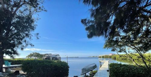 1624 Sea Breeze Dr, TARPON SPRINGS, FL, 34689-2028 | Card Image