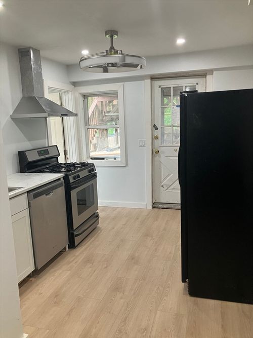 1-7 Rutland, Hudson, MA, 01749 | Card Image
