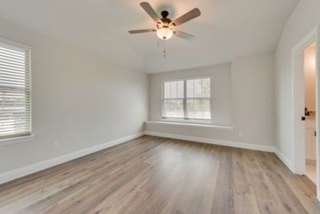 721 N Jefferson St, Townhouse with 3 bedrooms, 3 bathrooms and null parking in Pilot Point TX | Image 10
