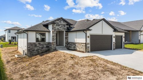 1027 Asher Ave, Hickman, NE, 68372-9540 | Card Image