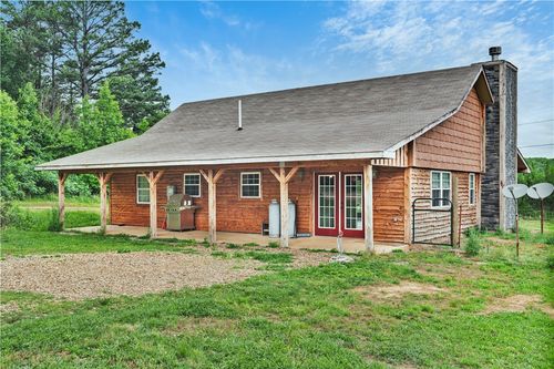 16009 Bradshaw Ln, Mountainburg, AR, 72946-9405 | Card Image