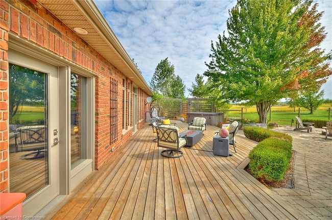 880 Metler Rd, House other with 5 bedrooms, 2 bathrooms and 28 parking in Fenwick ON | Image 37