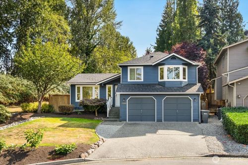 11849 Ne 105th Ln, Kirkland, WA, 98033-5040 | Card Image