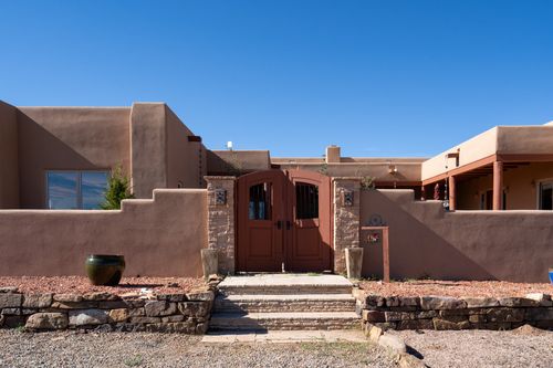 15 Silver Saddle, Lamy, NM, 87540-7514 | Card Image
