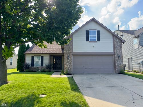 8426 Fort Sumter Dr, Indianapolis, IN, 46227-9649 | Card Image