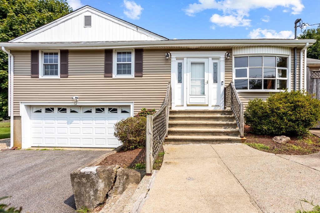 Florence St, Tiverton, RI 02878