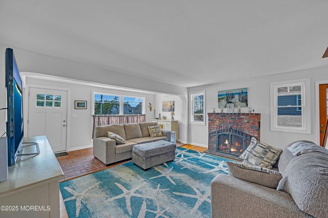 316 Highway 37, House other with 3 bedrooms, 2 bathrooms and null parking in Seaside Heights NJ | Image 7