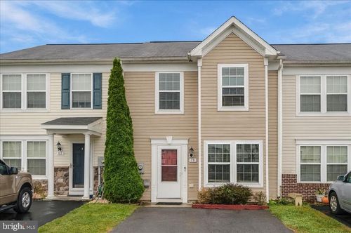 78 Fast View Dr, MARTINSBURG, WV, 25404-1106 | Card Image