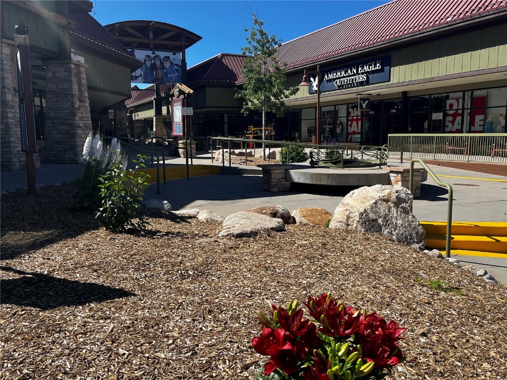 Commercial Lease in Silverthorne 2