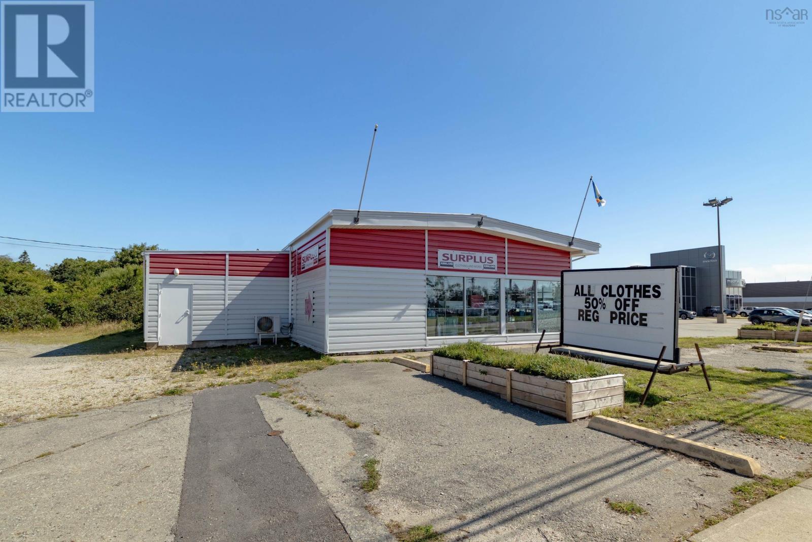 Commercial Sale in Yarmouth 3