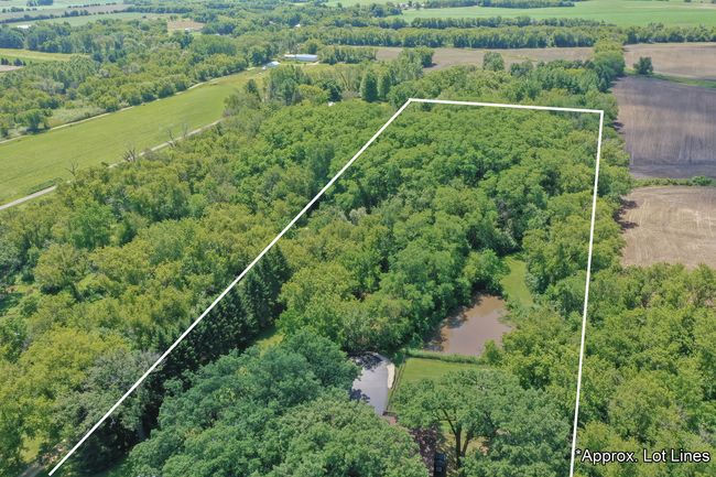 13703 Obrien Rd, House other with 3 bedrooms, 3 bathrooms and 2 parking in Hebron IL | Image 43