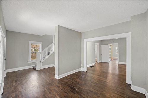 6821 Bales Ave, Kansas City, MO, 64132-3013 | Card Image