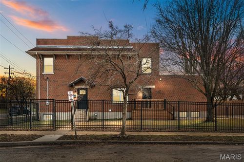 4400 Norfolk Ave, Saint Louis, MO, 63110-2126 | Card Image