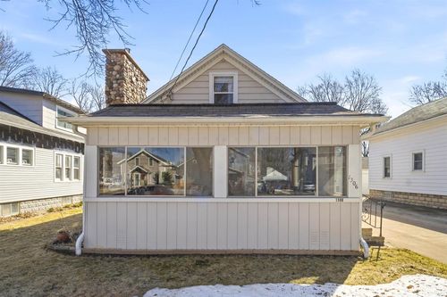 1306 S Lawe Street, APPLETON, WI, 54915 | Card Image
