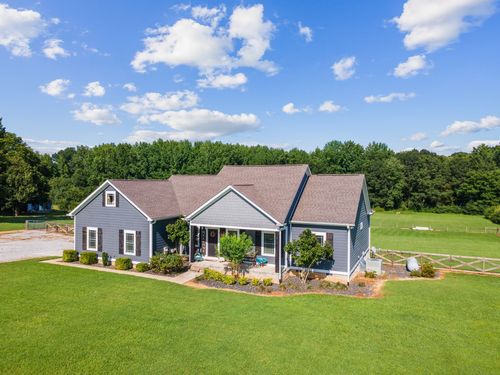 481 Haddon Ln, Winchester, TN, 37398-3618 | Card Image