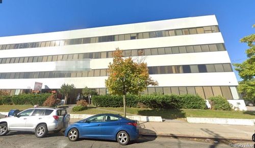 205-129-09 26th Ave, Flushing, NY, 11354-1131 | Card Image