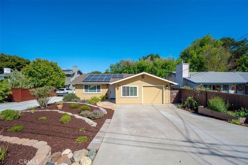 4517 Mananita Ave, Atascadero, CA, 93422-3068 | Card Image