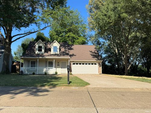 1827 Glenmoor Rd, Evansville, IN, 47715-8407 | Card Image