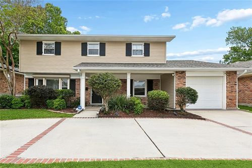 2101 Riviere Ave, Metairie, LA, 70003-4641 | Card Image