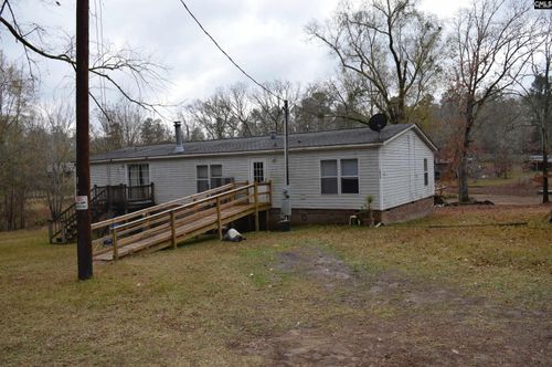 1613 Lakeshore Rd, Camden, SC, 29020-8229 | Card Image