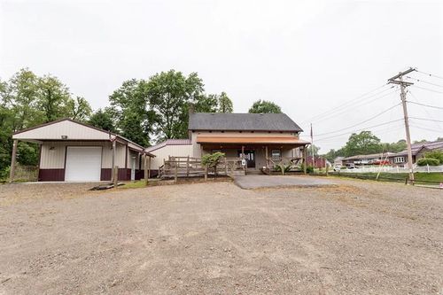 1262 N Gallatin Avenue Ext, Uniontown, PA, 15401-2106 | Card Image