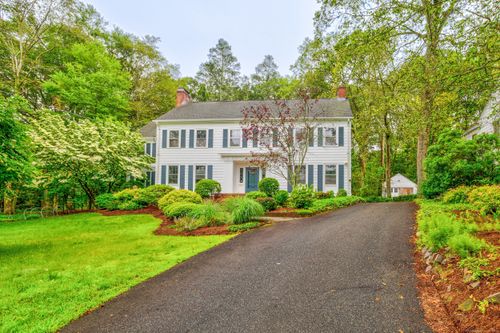 64 Blake Rd, Hamden, CT, 06517-3402 | Card Image