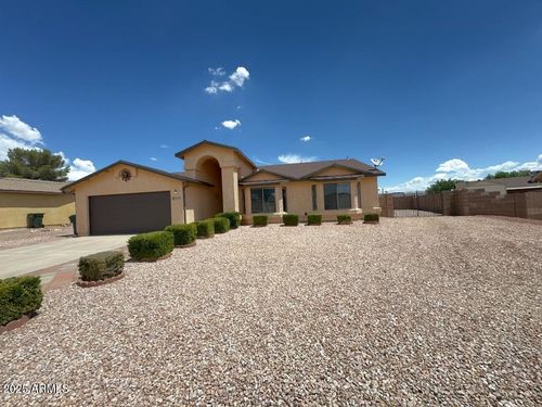 4933 Los Reyes Dr, Sierra Vista, AZ, 85635-7106 | Card Image