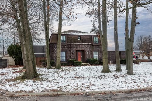 2925 Linda Ct, Port Huron, MI, 48060-1937 | Card Image