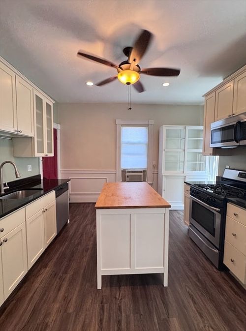 apt-3-401 Washington St, Cambridge, MA, 02139-2742 | Card Image