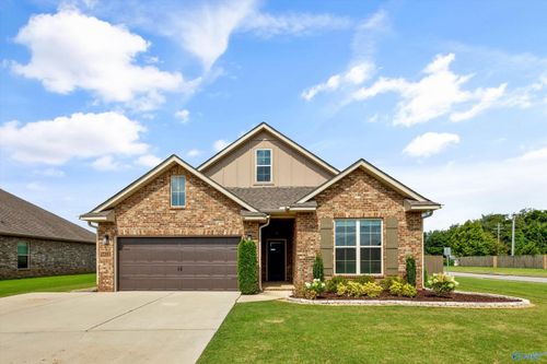 17503 Fieldway Cir, Harvest, AL, 35749-3721 | Card Image