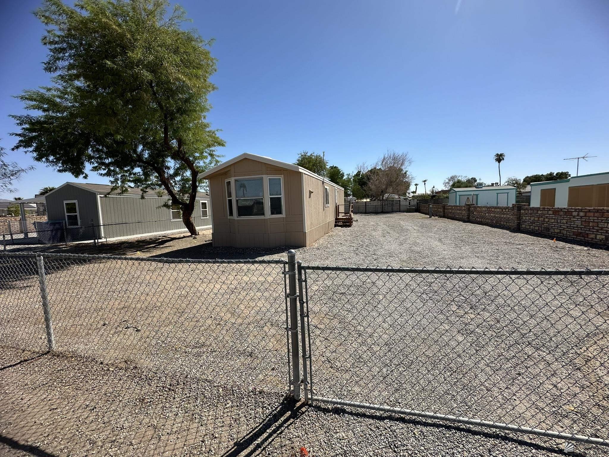 Shale Dr, Yuma, AZ 85365