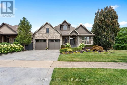 2 Tulip Tree Road, Niagara-on-the-Lake (St. Davids), ON, L0S1J0 | Card Image