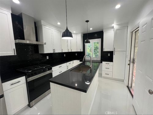 13716 Hoyt St, Pacoima, CA, 91331-3722 | Card Image