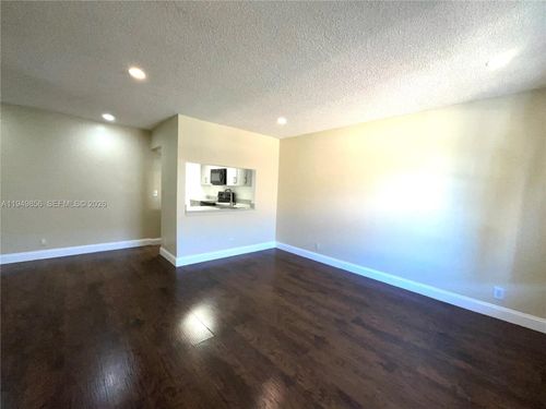 apt-201-10043 Winding Lake Rd, Sunrise, FL, 33351-5864 | Card Image
