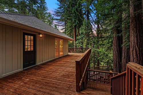 804 Quigg Way, Boulder Creek, CA, 95006-9062 | Card Image