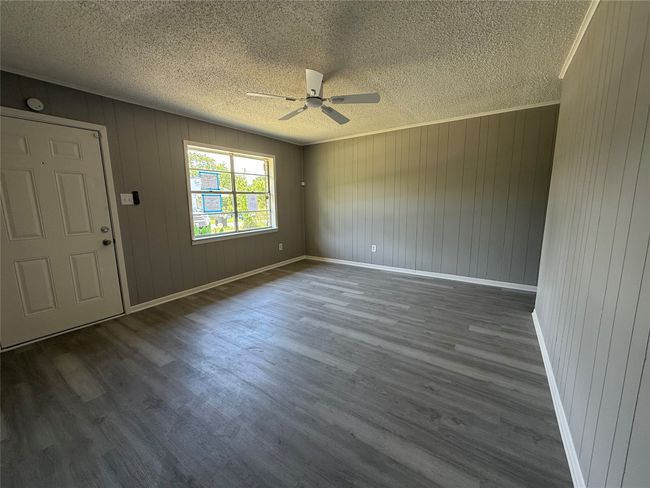 1310 E 12 Th Ave, House other with 2 bedrooms, 1 bathrooms and null parking in Corsicana TX | Image 4