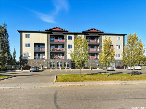 304-2452 Killdeer Dr, North Battleford, SK, S9A3T5 | Card Image