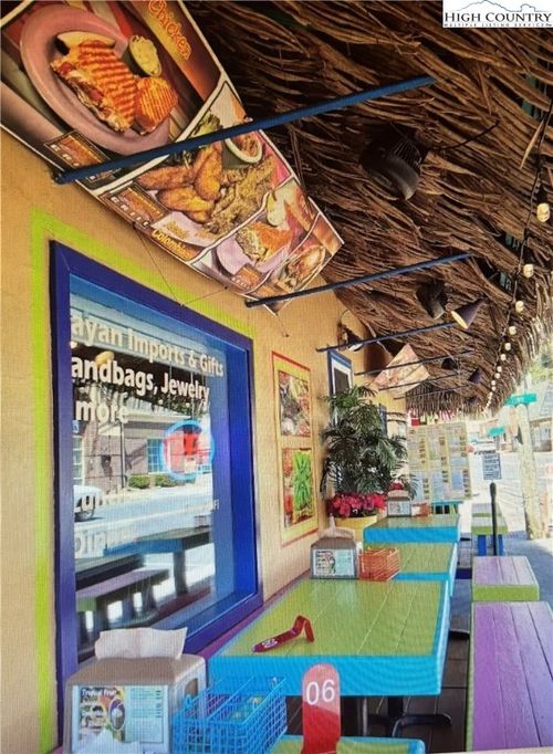 198 Oak Ave, Spruce Pine, NC, 28777-2720 | Card Image