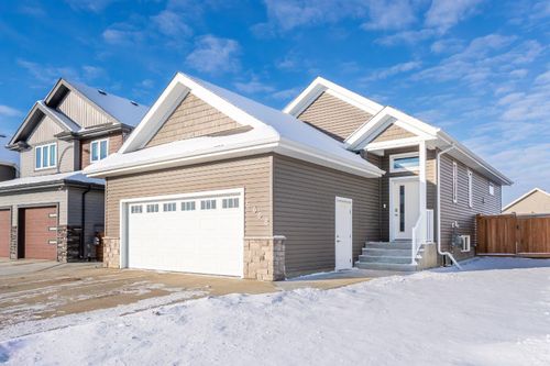 6008 17 St, Lloydminster, AB, T9V3S2 | Card Image