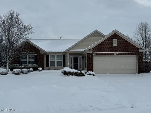 9319 Asbury Ln, North Ridgeville, OH, 44039-9733 | Card Image
