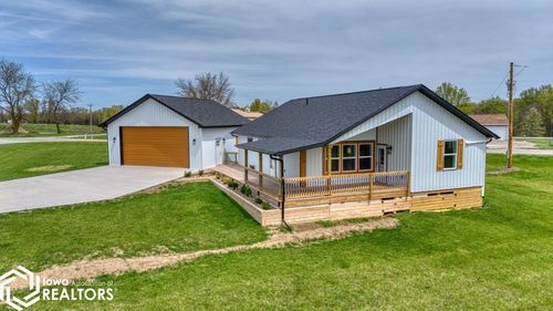 12241 Apache Dr, Moravia, IA, 52571-8998 | Card Image