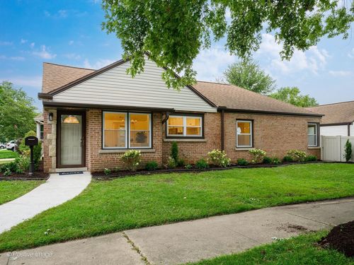 10059 S Spaulding Ave, Evergreen Park, IL, 60805-3444 | Card Image