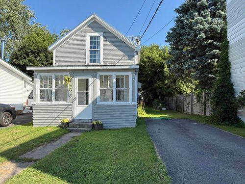 81 Johnson Ave, Plattsburgh, NY, 12901-3701 | Card Image